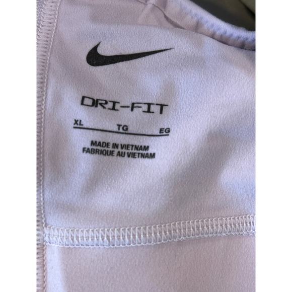 Nike XL Dri Fit Sports Bra Lavender Purple Criss Cross Straps Medium Support - Picture 4 of 4